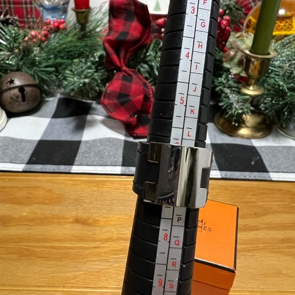 Hermes Black Lurie Leather Ring - Picture 11 of 14